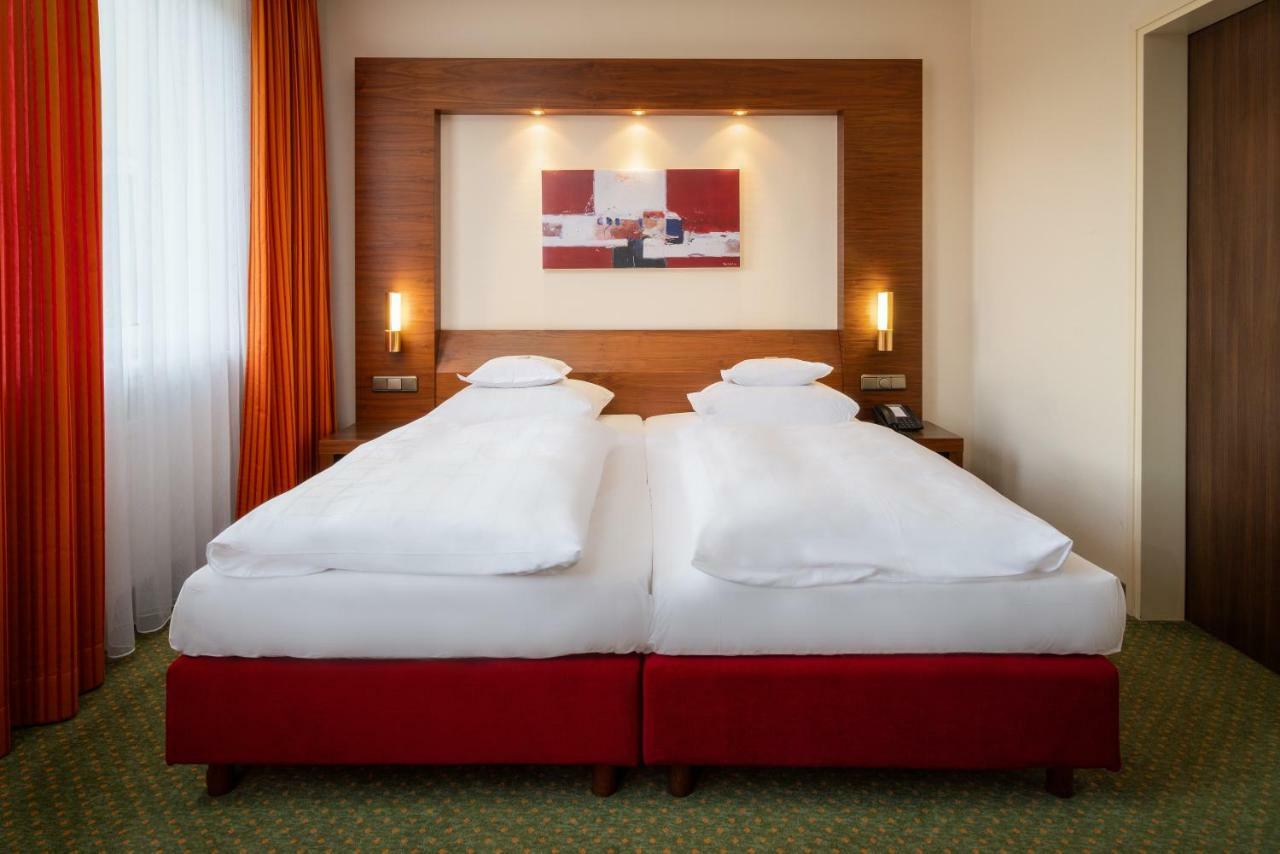 Parkhotel Am Taunus Oberursel Exteriér fotografie
